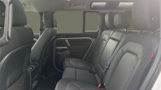 Land Rover Defender 3.0 D250 X-Dynamic SE 110 5dr Auto Diesel Estate